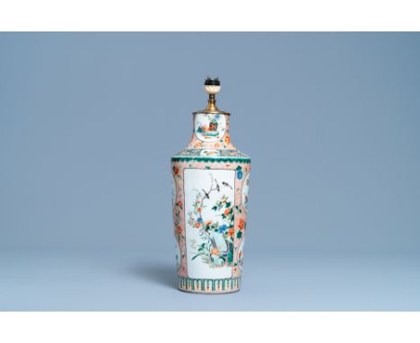 Full title: A Chinese lamp-mounted famille verte vase, 19th C.Description: H.: 47,5 cmInformation concerning condition report