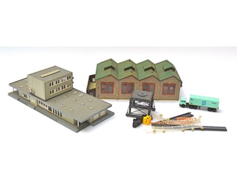Large quantity of 00 and H0 Gauge Buildings and Accessories mostly in played with and damaged condition, including Faller, Li