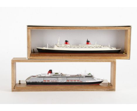 White Metal 1/1250 Scale Famous Liners by Classic Ship Models, two boxed models CSC 043 Queen Victoria and CSC 011 France, bo