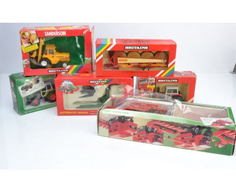 Britain's and Siku Farm Models, a boxed group 2:32 scale including Britain's 9534 hay bale trailer, 9520 Massey Ferguson Trac