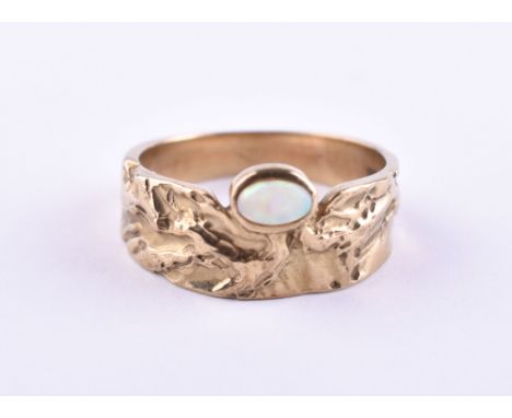   Damen Opalring   GG 333/000, RG ca. 54, Gesamtgewicht ca. 4,2 g        Ladies opal ring   yellow gold 333/000, ring size ap