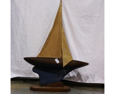 Hardwood hulled vintage pond yacht with cotton sails. Not available for in-house P&amp;P 