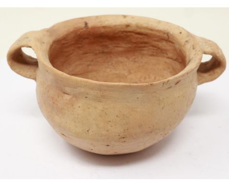 Neolithic period red clay twin handled receptacle, minor surface losses but no further damages, D: 10 cm. UK P&amp;P Group 2 