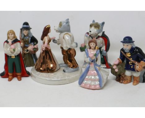 Wade Collectors Club figurines from the Beauty and the Beast collection 2003 (6), no cracks or chips, largest H: 13 cm. UK P&