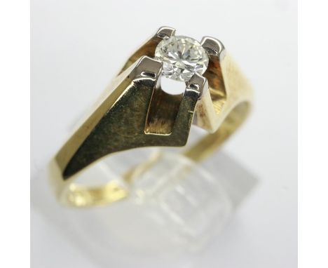 14ct gold diamond set solitaire ring, size K, 3.3g. UK P&amp;P Group 0 (£6+VAT for the first lot and £1+VAT for subsequent lo