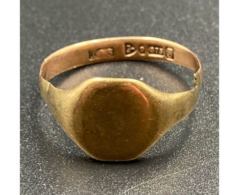 A 9ct gold signet ring AF (Approximate Total Weight 3.5g) (Approx Size U)