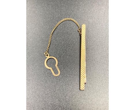 A 9ct gold tie pin (Approximate Value 2.6g)