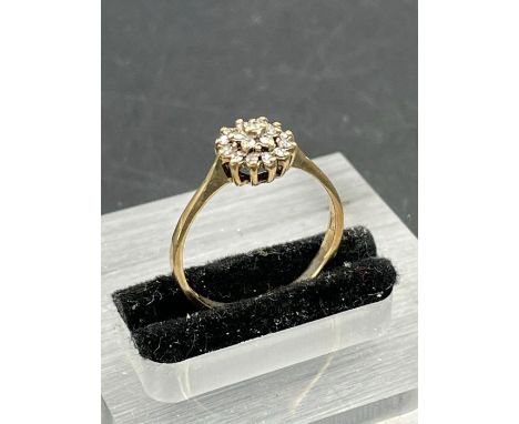 A 9ct gold and diamond ring (Approximate total weight 1.6g) Size N