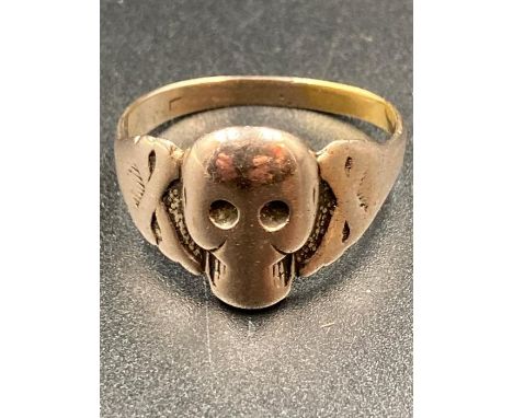 A gold Gents ring with skull them (Approximate weight 6g) untested gold Size X