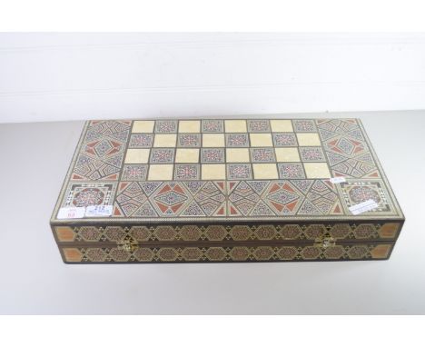 LARGE BACKGAMMON BOX WITH INLAY DECORATION