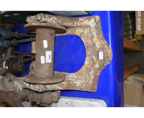 A bench/wall mounted hand turned crank