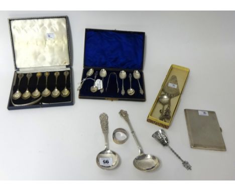 A mixed lot of silver and some silver plate including cased set of teaspoons with gilt decoration, a Continental 830 silver d