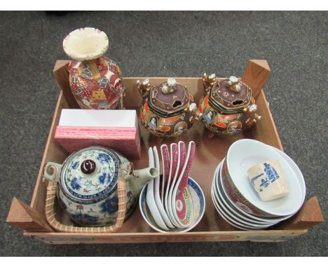 An Oriental teapot, bowls and mixed china