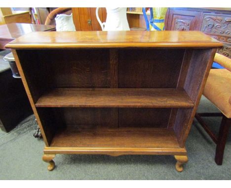 A Georgian style crossbanded figured walnut and oak book shelf with height adjustable shelf over cabriole feet, 96cm wide x 8