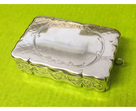 SILVER ENGRAVED RECTANGULAR SNUFF BOX WITH HINGED SERPENTINE LID - BIRMINGHAM 1846  2.1oz APPROX