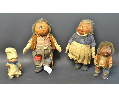 A Steiff hedgehog, others similar (4)