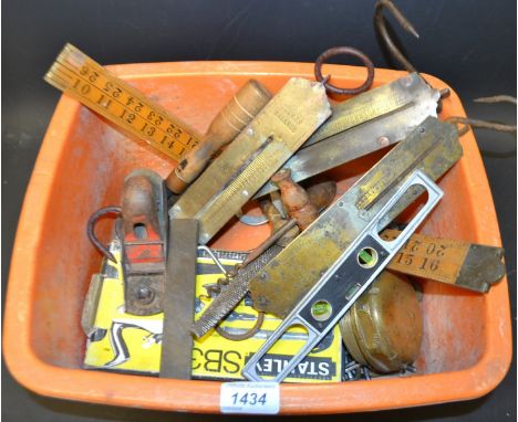 Tools - Stanly SB3 wood plane, box; Maples wood plane, small; weigh scales (3); hand tools; etc.