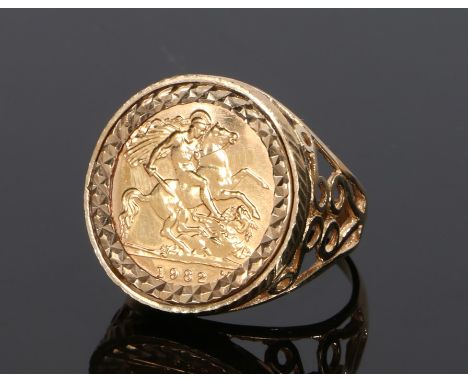 Half Sovereign ring, the 1982 Half Sovereign set to a 9 carat gold shank, ring size R