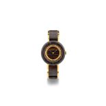 Watches - Gucci Wood, 1970s Round case in wood and 18k gold. Wood dial…