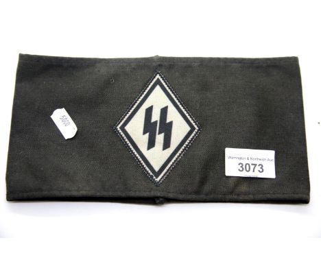 German SS type mourner's funeral armband. P&amp;P Group 1 (£14+VAT for the first lot and £1+VAT for subsequent lots) 