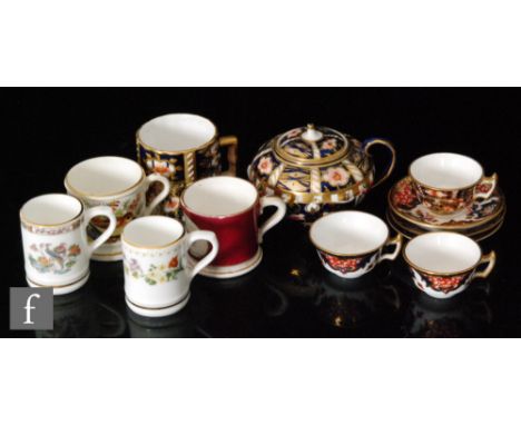 A collection of various porcelain miniature items, to include a Royal Crown Derby Imari pattern teapot, a Davenport Imari pat