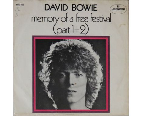 DAVID BOWIE - MEMORY OF A FREE FESTIVAL - DUTCH 7" PICTURE SLEEVE (MERCURY 6052 026). Another astonishing to see early Dutch 