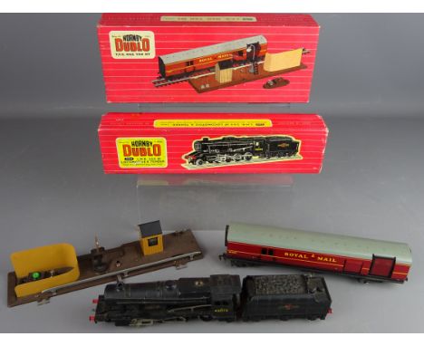 Hornby-Dublo gauge LMR 2-8-0 8F loco. and tender & T.P.O. Mail Van Set, both in red boxes, (2)   Condition Report  Loco. some