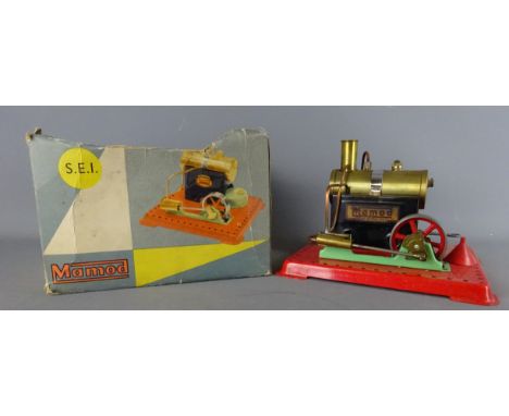 Mamod Stationary Steam Engine S.E.1, with light & funnel in original box   Condition Report  Model used, box lacks lid. Click
