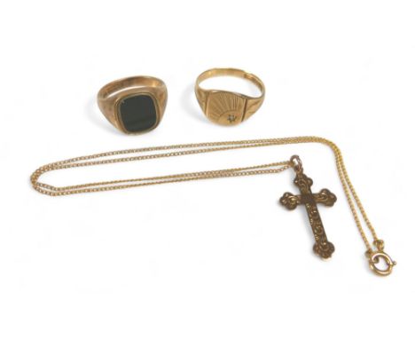 Three pieces of 9ct gold, comprising a signet ring with small diamond, size W, 3.3g, another signet ring inlaid with an oblon