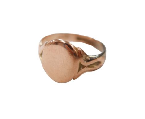 A 9ct gold signet ring, size R, 4g. 