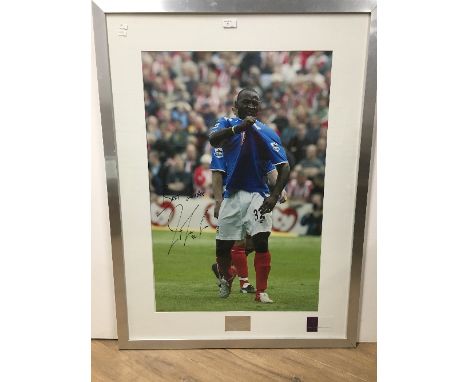 SIGNED AND MOUNTED PHOTO PRINT OF LUA LUA CELEBRATING HIS 1ST OF 2 GOALS POMPEY 4 SOUTHAMPTON 1 24.4.05 BEST WISHES LUA LUA 3