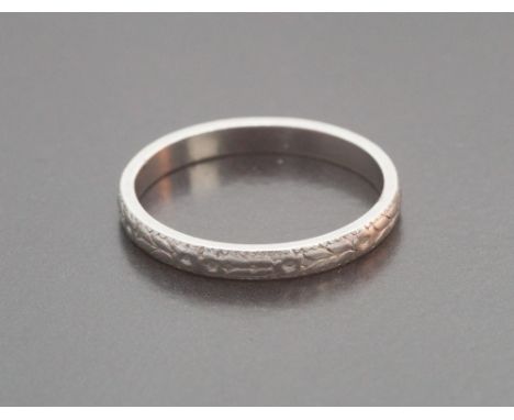 platinum wedding band, size K, 3.2 grams