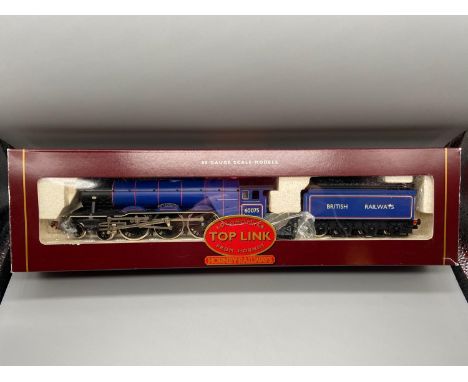 Hornby Railways 00 Gauge scale models R.2036 BR 4-6-2 CLASS A3 'ST FRUSQUIN' Limited Edition. Loco &amp; Tender. 