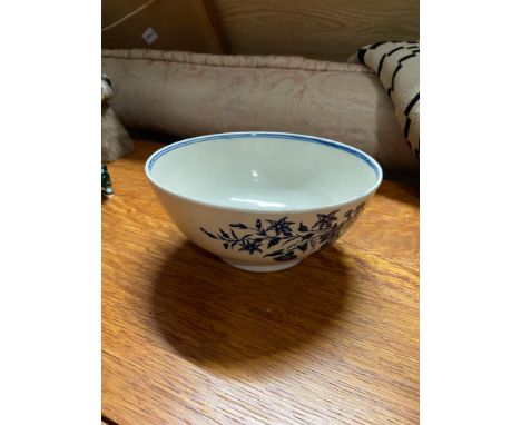 An 18th century blue and white Worcester bowl. 