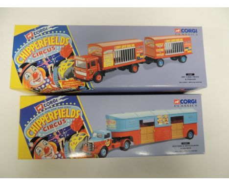 CORGI - Chipperfields Circus: 97887 Bedford O Articulated Horsebox and 97889 AEC Cage Truck and Trailer both with certificate