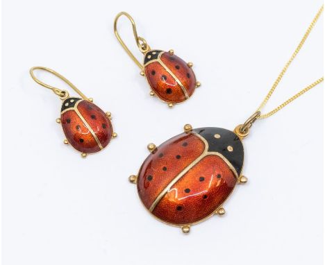 David Andersen- a vintage enamel and silver gilt ladybird pendant, size approx 30mm, on a fine gold plated chain, along with 