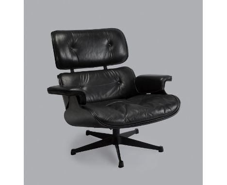 CHARLES EAMES (USA, 1907 - 1978) &amp; RAY EAMES (USA, 1912 - 1988) for HERMAN MILLER."Lounge Chair", design 1956. Edition 19