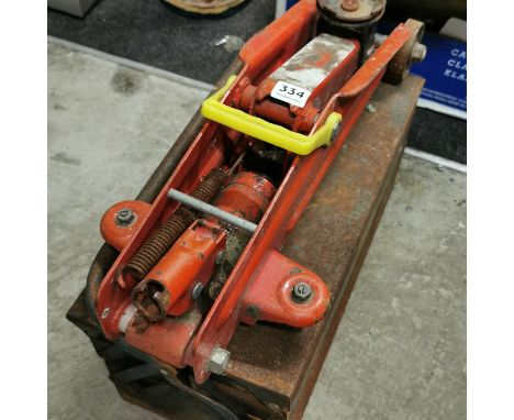 TROLLEY JACK AND BOX OF TOOLS