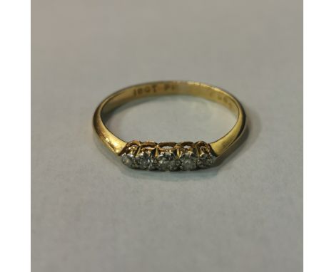 18 CARAT GOLD 5 STONE DIAMOND RING