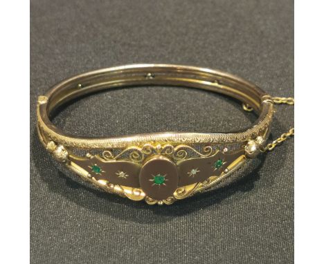 VICTORIAN BANGLE SET WITH EMERALDS AND DIAMONDS