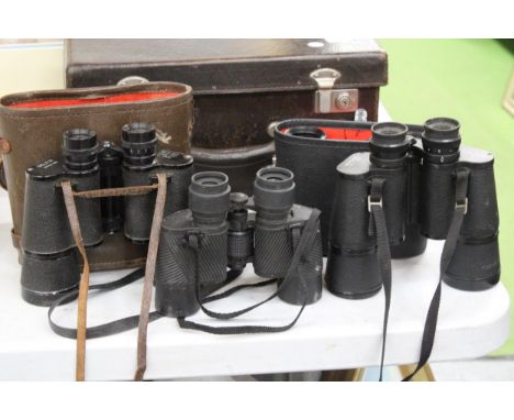 FOUR PAIRS OF VINTAGE BINOCULARS TO INCLUDE SELFIX, MIRANDA, ETC 