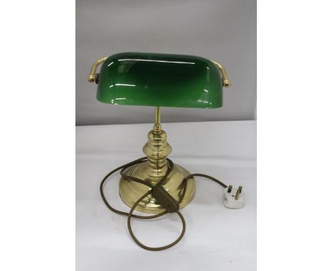A VINTAGE BRASS BANKER'S LAMP WITH GREEN GLASS SHADE 