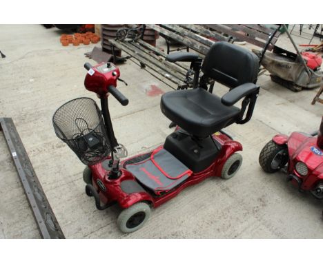 A FREERIDER MOBILITY SCOOTER COMPLETE WITH KEY AND CHARGER 