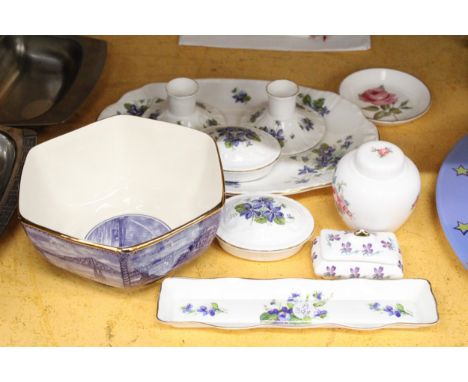 A QUANTITY OF ROYAL GRAFTON JACOBEAN 'VIOLETS' TO INCLUDE A SANDWICH PLATE, CANDLESTICKS,TRINKET BOXES, ETC, PLUS A RINGTONS 