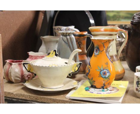 A QUANTITY OF COLLECTABLES TO INCLUDE A BURLEIGHWARE ART DECO SOUP TUREEN AND LADLE, A KOREA WARE VASE, MAILING JUG TOGETHER 