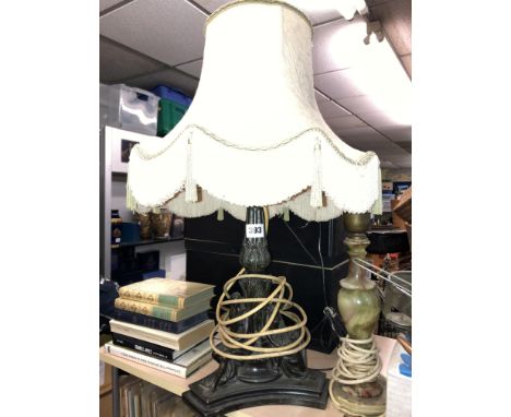 CLASSICAL FIGURAL TRIFORM TABLE LAMP WITH SHADE