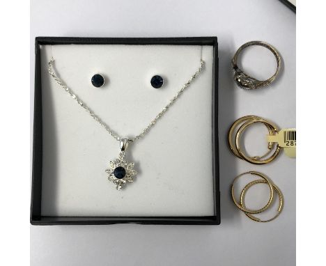 BOXED 925 SILVER CZ 'MUM' HEART RING, PAIR OF 9CT GOLD HOOP EARRINGS, A PAIR OF GOLD PLATED HOOP EARRINGS AND A CRYSTAL SET P