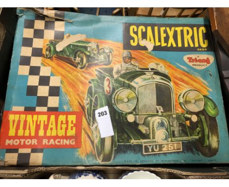 VINTAGE TRIANG SCALEXTRIC KIT
