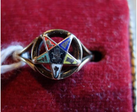 Vintage 9ct Gold-Enamel Eastern Star Ring
Also white metal Eastern Pendant and Chain.
