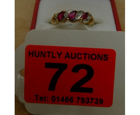 9ct Gold Gem Set Ring